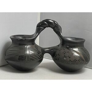 Jose Quezada Pottery Mata Ortiz Mexico Ramos Black Double Spout Pot with Handle